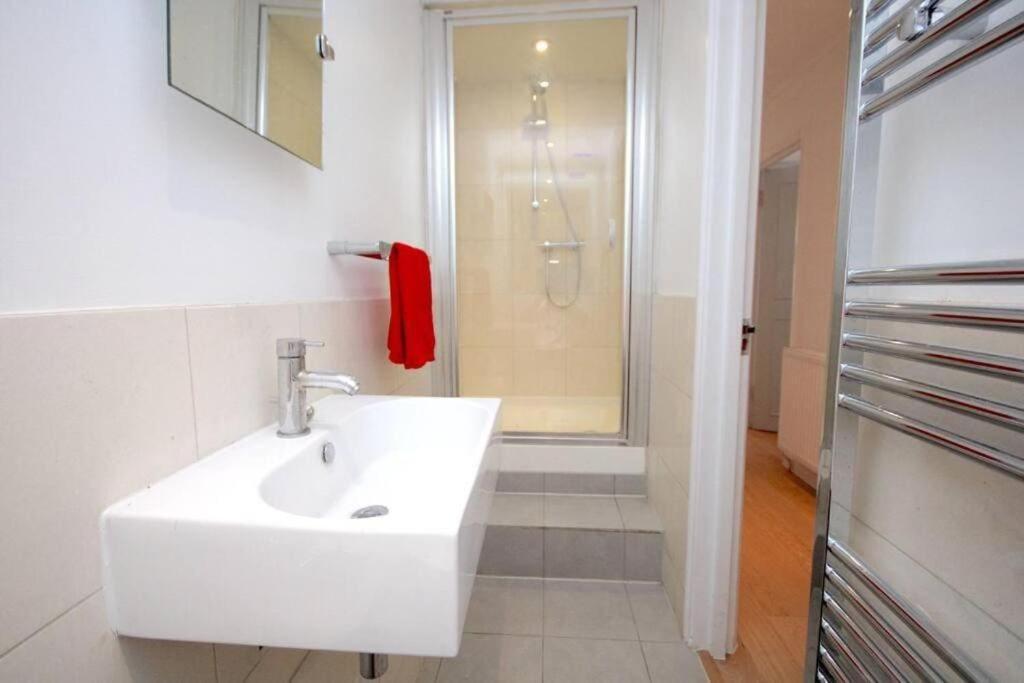 Lovely Kensington Flat London Ngoại thất bức ảnh